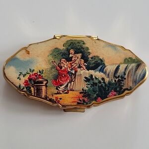Vintage Stratton Courting Couple Cherubs Trinket Pill Box Mini 2.5" England